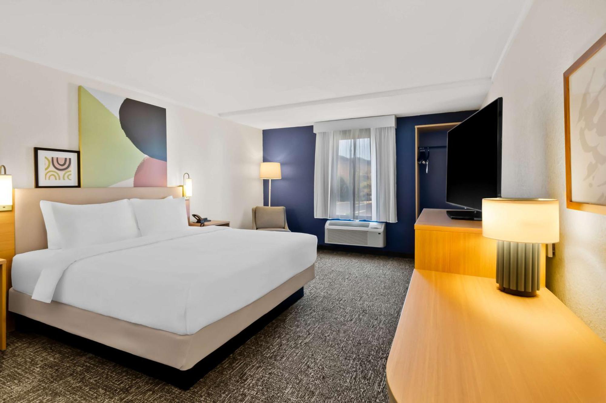 Spark By Hilton Daleville Roanoke North Exteriör bild