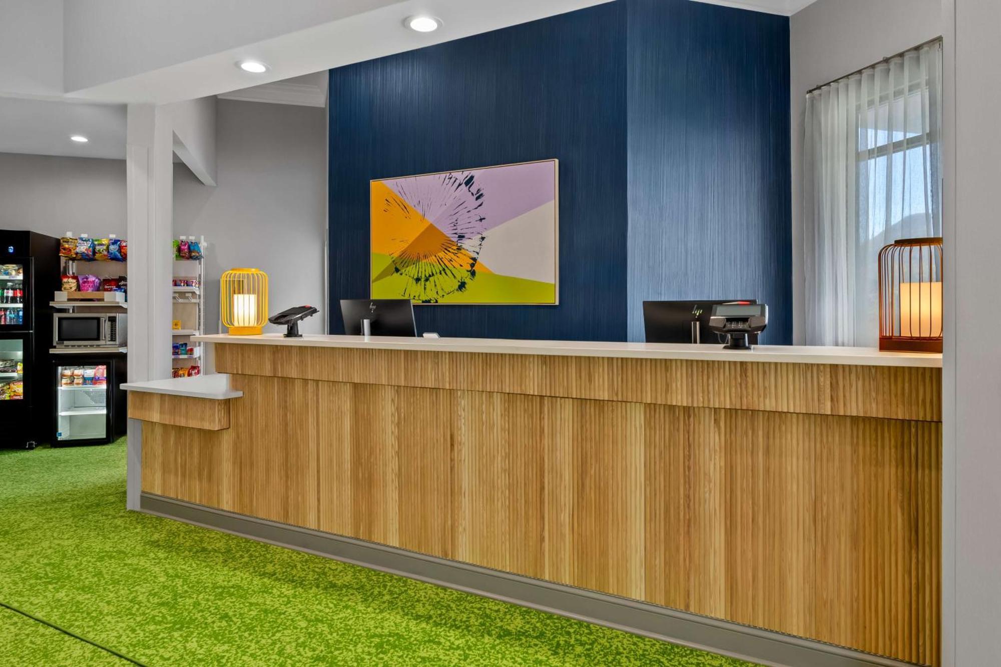 Spark By Hilton Daleville Roanoke North Exteriör bild