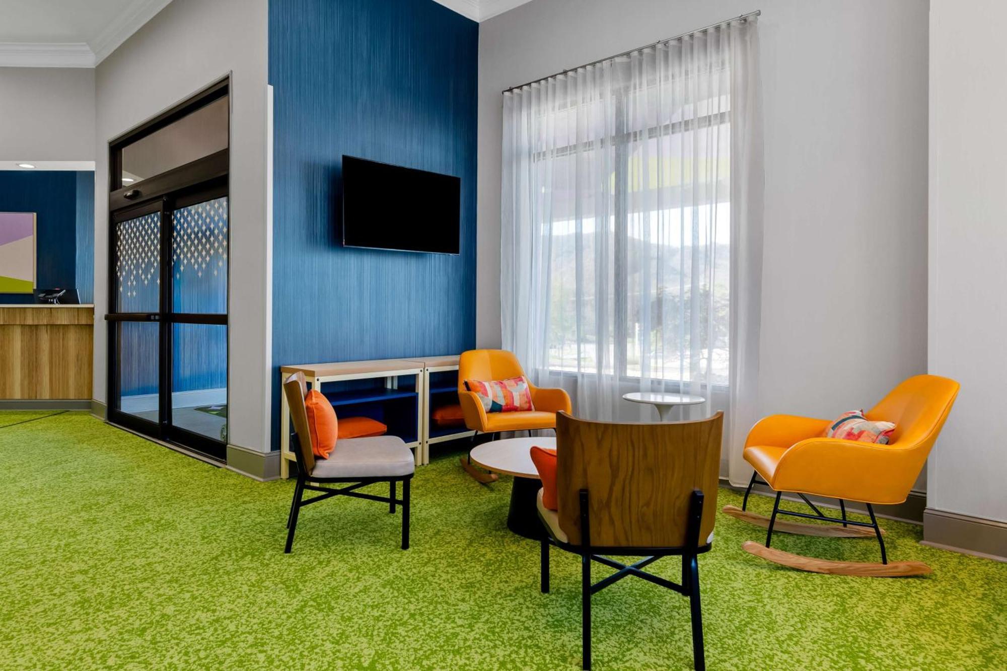 Spark By Hilton Daleville Roanoke North Exteriör bild